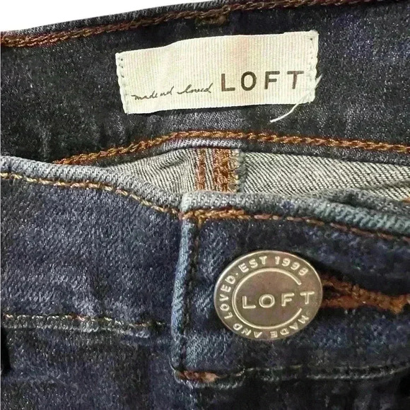 Loft Sustainable Style Jeans with Button Ankle Design - Size 00 - Picture 4 of 5